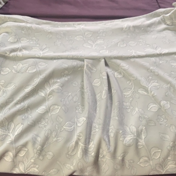 Banana Republic Blouse - Picture 4 of 4